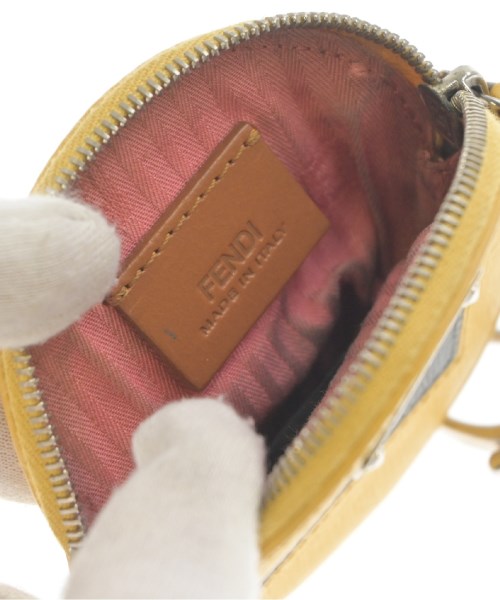 FENDI กระเป๋าสตางค์/กระเป๋าใส่เหรียญ