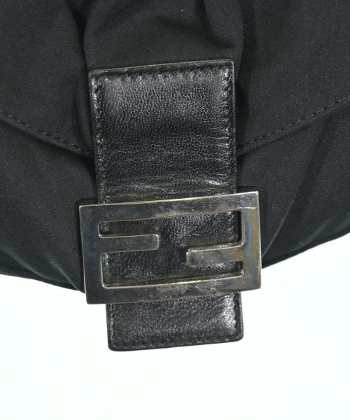 FENDI กระเป๋าสะพาย