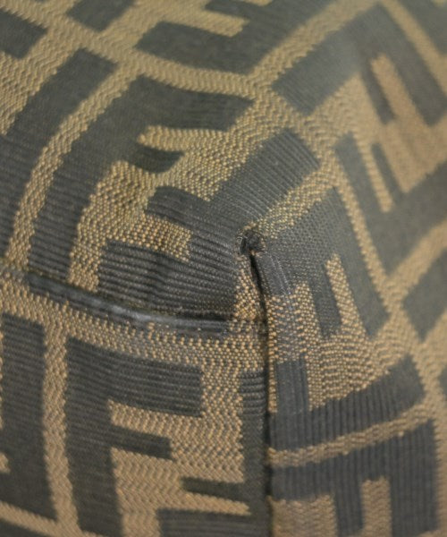 FENDI กระเป๋าถือ