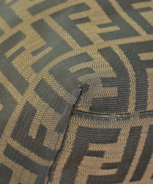 FENDI กระเป๋าถือ