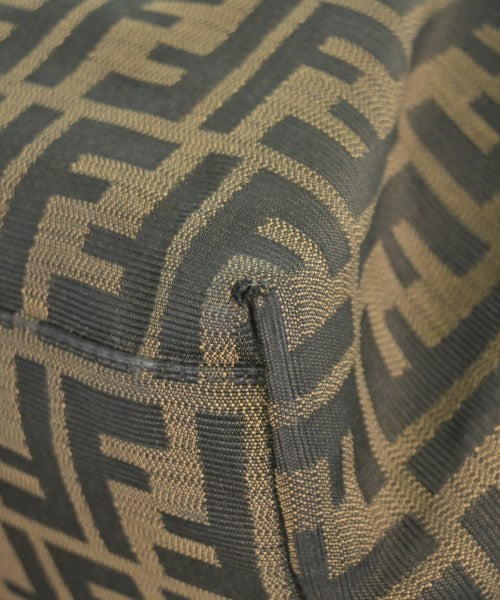 FENDI กระเป๋าถือ