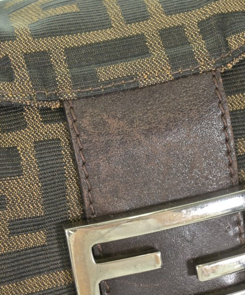 FENDI กระเป๋าสะพาย