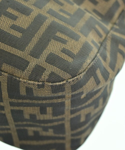 FENDI กระเป๋าสะพาย