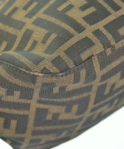 FENDI กระเป๋าสะพาย