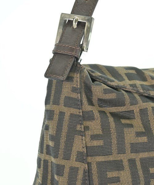FENDI กระเป๋าสะพาย