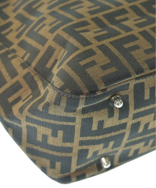 FENDI กระเป๋าถือ