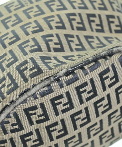 FENDI กระเป๋าถือ