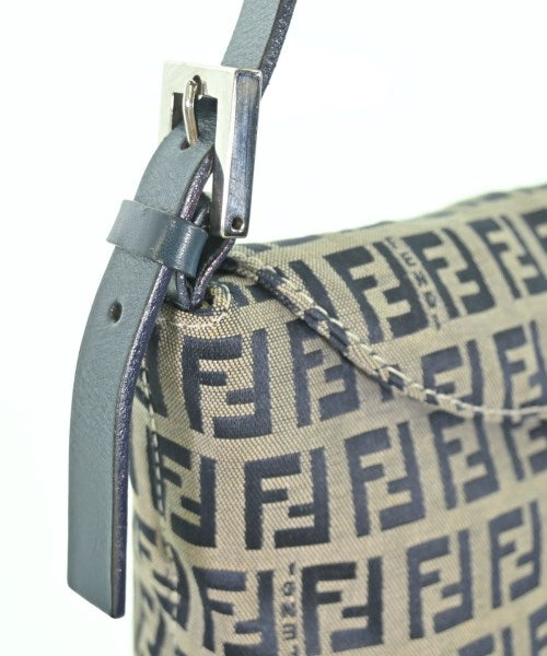 FENDI กระเป๋าถือ