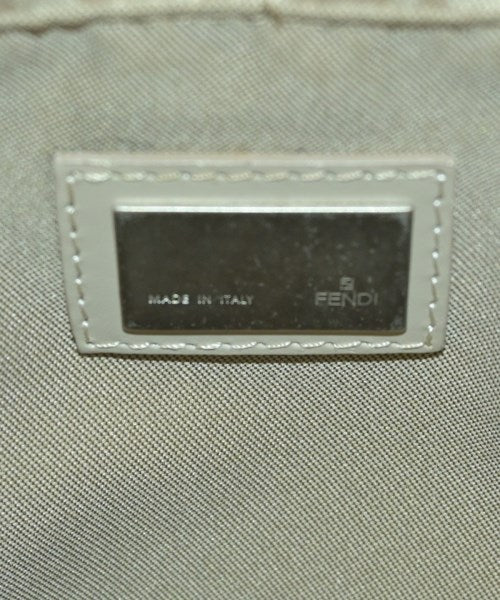 FENDI กระเป๋าถือ