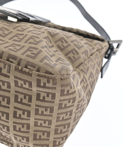 FENDI กระเป๋าสะพาย