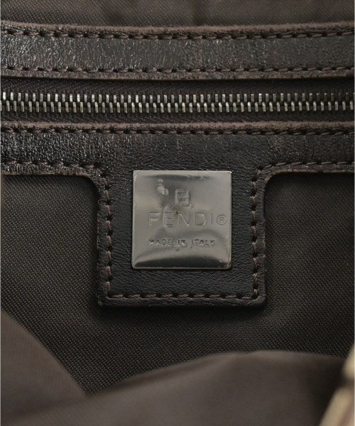 FENDI กระเป๋าสะพาย