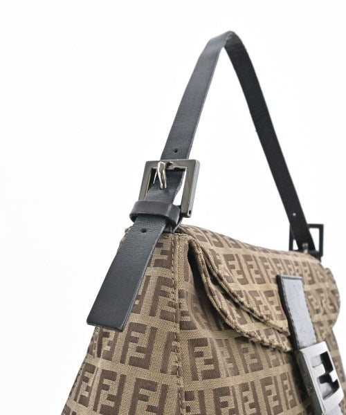 FENDI กระเป๋าสะพาย