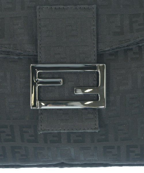 FENDI กระเป๋าสะพาย