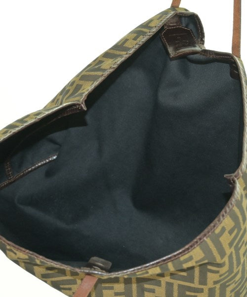 FENDI กระเป๋าถือขนาดใหญ่