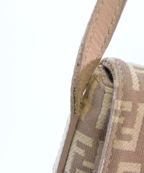 FENDI กระเป๋าสะพาย