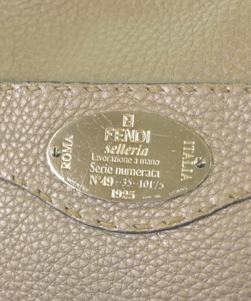 FENDI กระเป๋าสะพาย