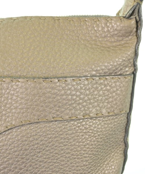 FENDI กระเป๋าสะพาย
