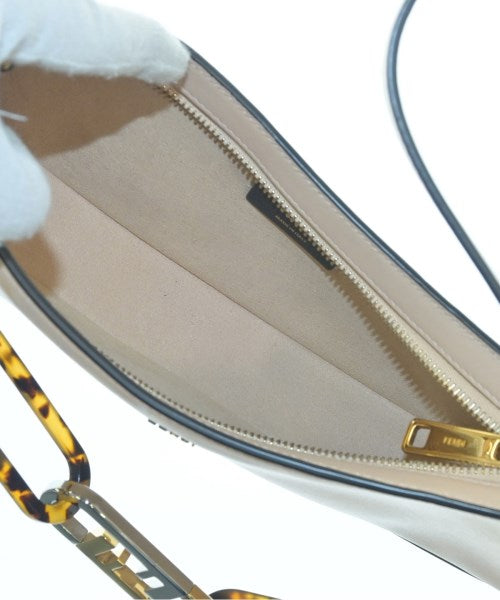 FENDI กระเป๋าสะพาย