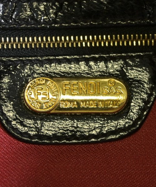 FENDI กระเป๋าสะพาย