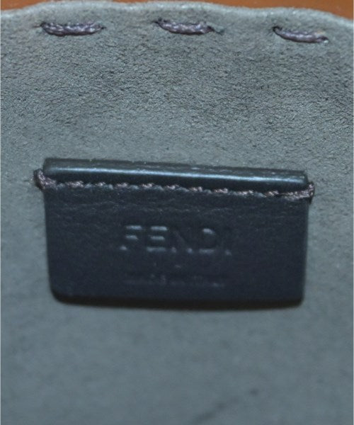 FENDI กระเป๋าสะพาย