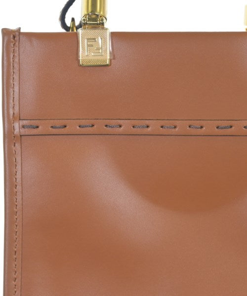 FENDI กระเป๋าสะพาย