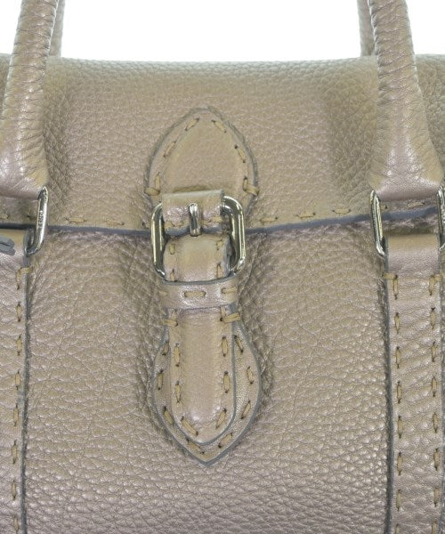 FENDI กระเป๋าถือ