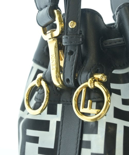 FENDI คลัตช์