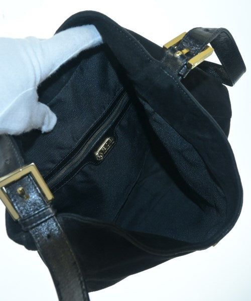 FENDI กระเป๋าถือ