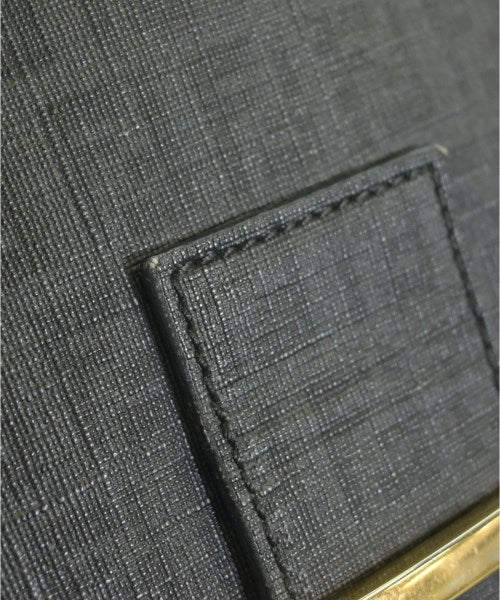 FENDI กระเป๋าสะพาย