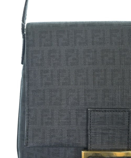 FENDI กระเป๋าสะพาย