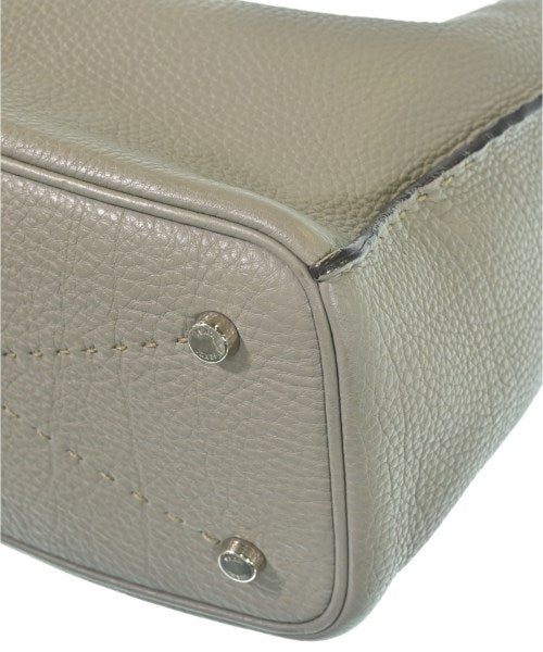 FENDI กระเป๋าสะพาย