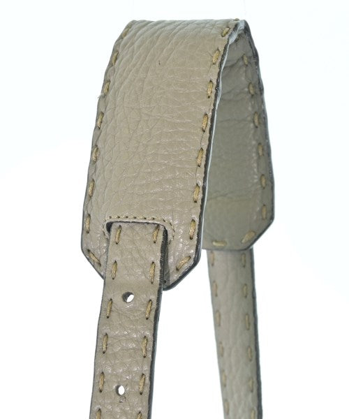 FENDI กระเป๋าสะพาย