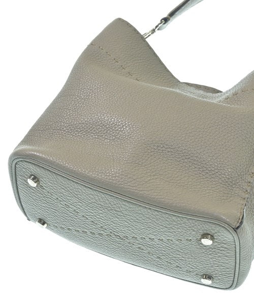 FENDI กระเป๋าสะพาย