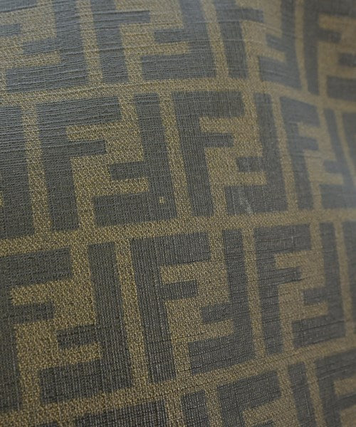 FENDI กระเป๋าถือขนาดใหญ่