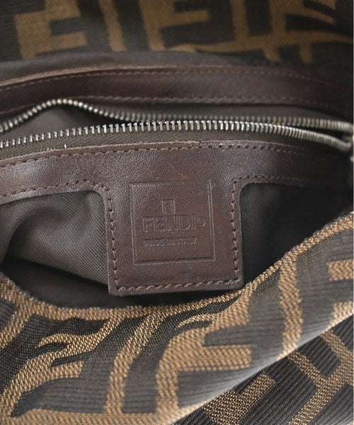 FENDI กระเป๋าสะพาย