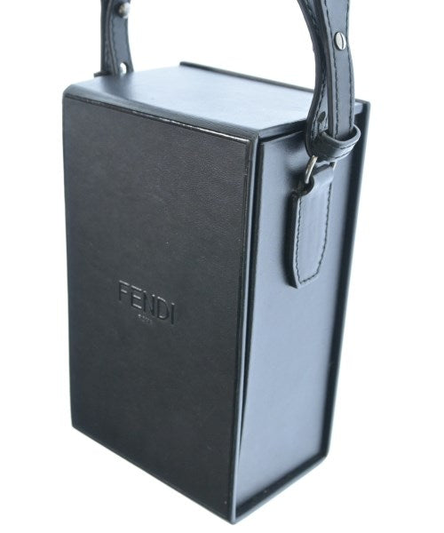 FENDI กระเป๋าสะพาย