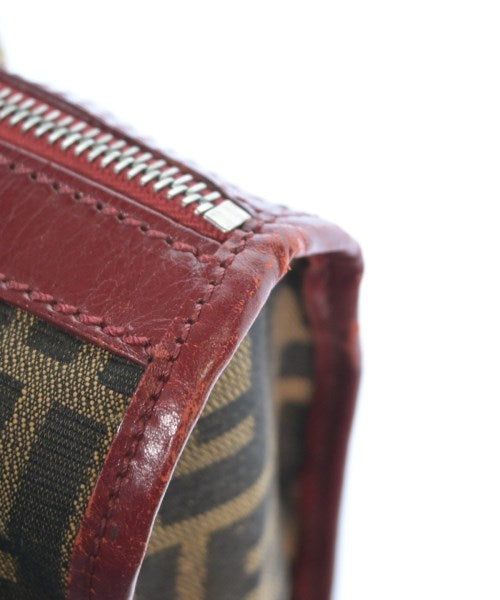 FENDI กระเป๋าถือ