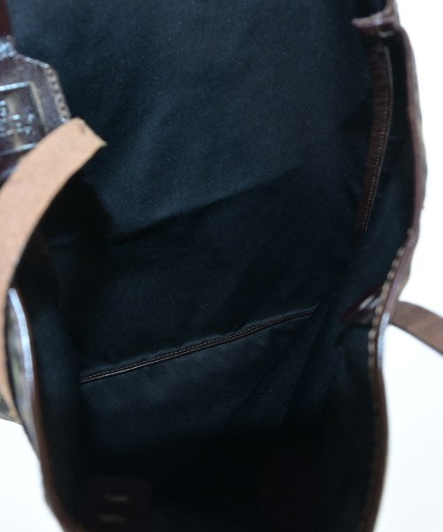 FENDI กระเป๋าถือขนาดใหญ่