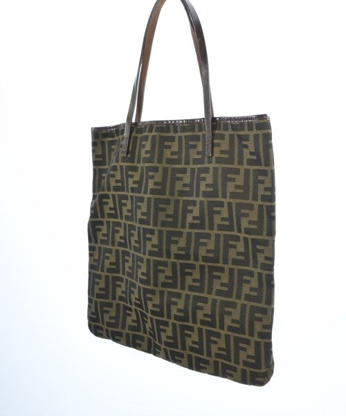 FENDI กระเป๋าถือขนาดใหญ่