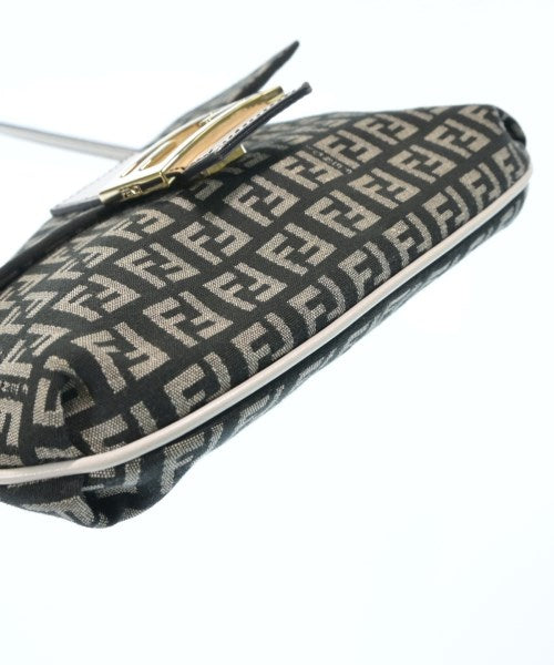 FENDI กระเป๋าสะพาย