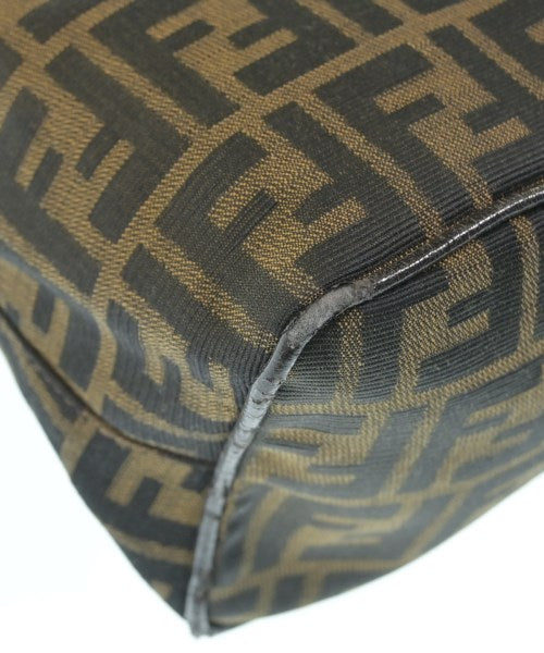 FENDI กระเป๋าถือ