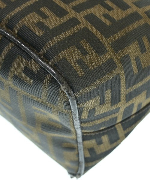 FENDI กระเป๋าถือ