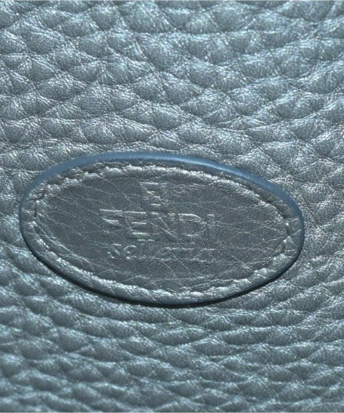 FENDI กระเป๋าถือขนาดใหญ่