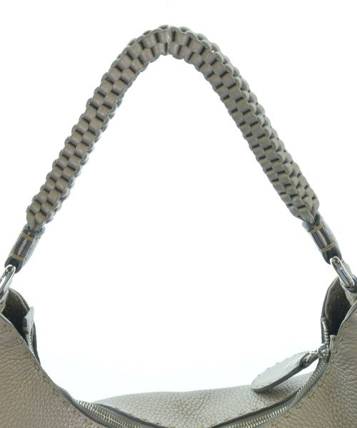 FENDI กระเป๋าถือขนาดใหญ่