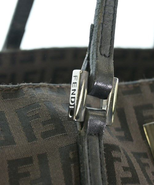 FENDI กระเป๋าถือ