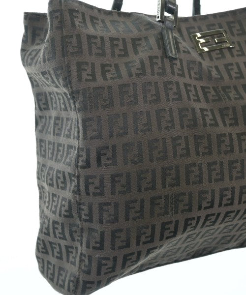 FENDI กระเป๋าถือ