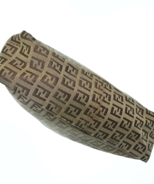 FENDI กระเป๋าถือขนาดใหญ่