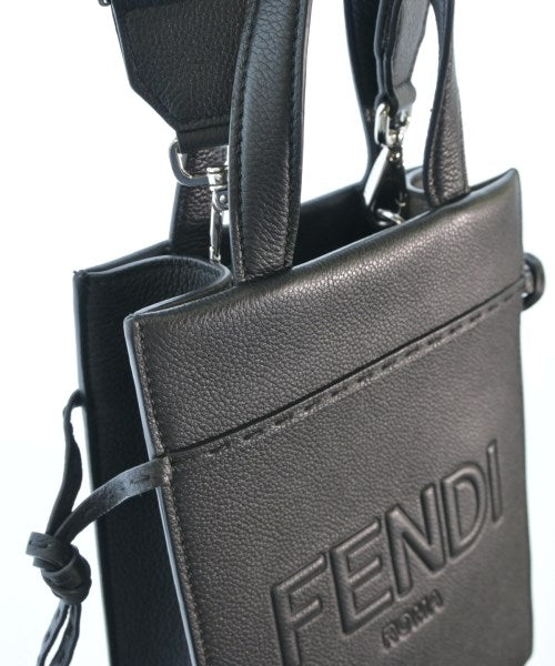 FENDI กระเป๋าถือ