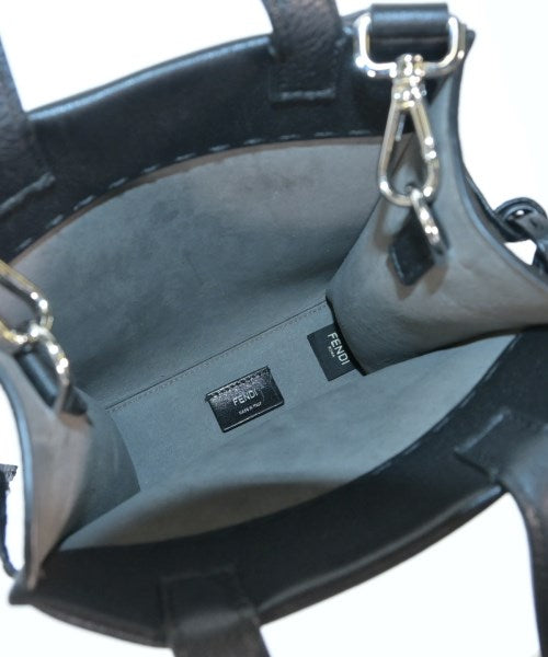 FENDI กระเป๋าถือ