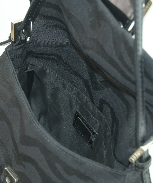 FENDI กระเป๋าถือ